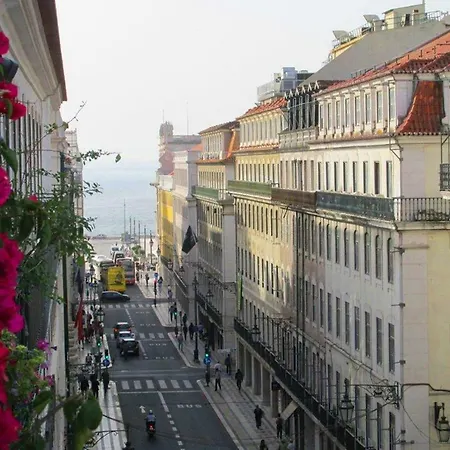 Baixa/chiado View Tagus Apartment
